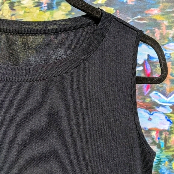 Minimalistic Black Sleeveless Long Midi Dress - Picture 3 of 7